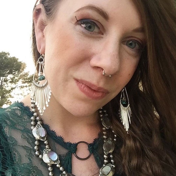 Meet your Posher, Jennifer - Picture 8 of 8